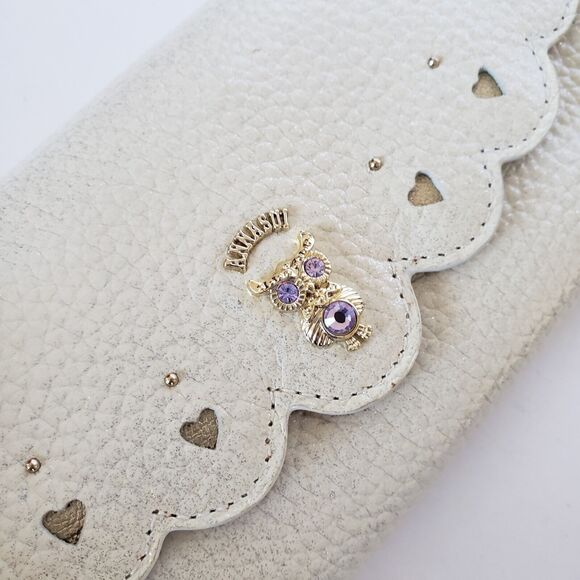 Anna Sui Wallet Clutch White Envelope Leather Owl Floral Hearts Boho Glam Box - Picture 4 of 12